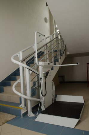 Šikmá schodisková plošina pre ZŤP