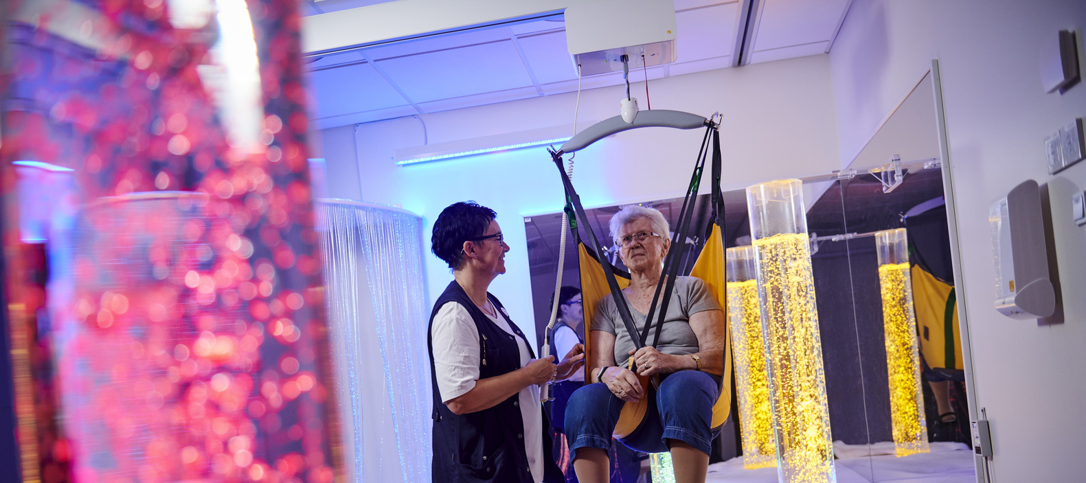 Stropný zdvihák pre imobilných